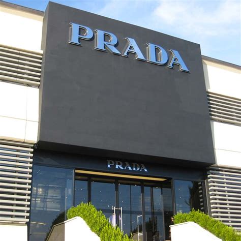 outlet prada toscana|prada outlet tuscany.